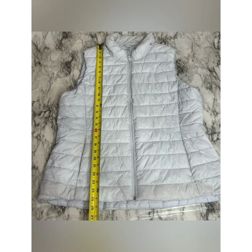 Old Navy white zip up Quilted Puffer Vest size XL Casual outdoor winter